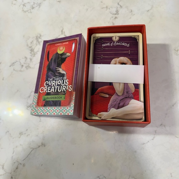 The Tarot of Curious Creatures Deck - Picture 6 of 6